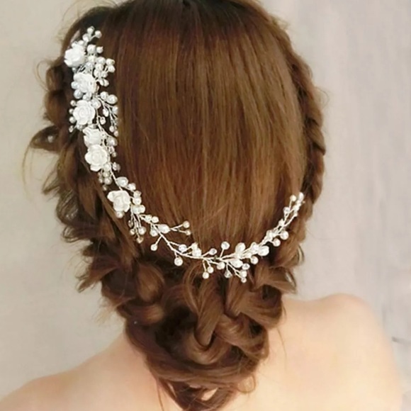 Pink Magnolia Accessories - Wedding / Prom Hair Comb Accessory